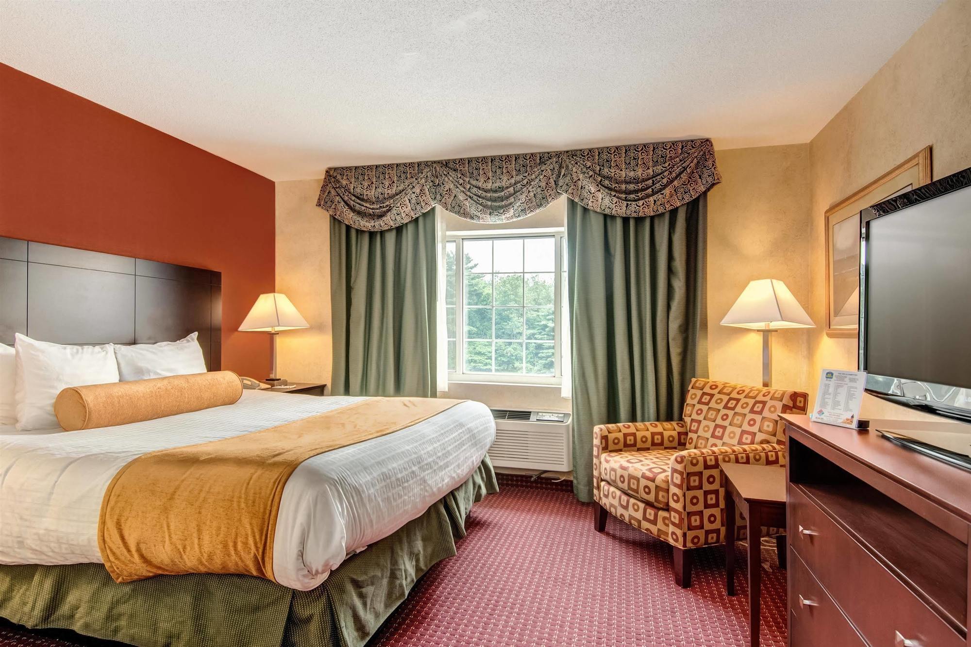Best Western Plus, The Inn At Hampton Buitenkant foto