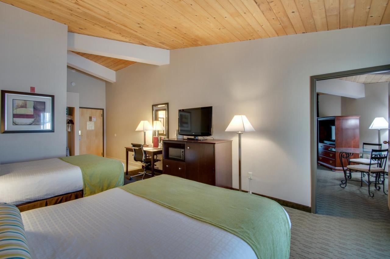 Best Western Plus, The Inn At Hampton Buitenkant foto